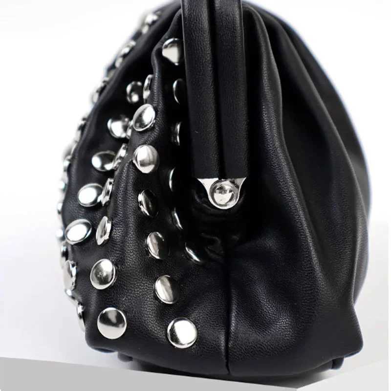 Fashion Rivet Women Polka Dot Retro Clutch Ladies Party Luxury Dress Bags Designer Shell Handbag Wedding Party Evening Bag W250527