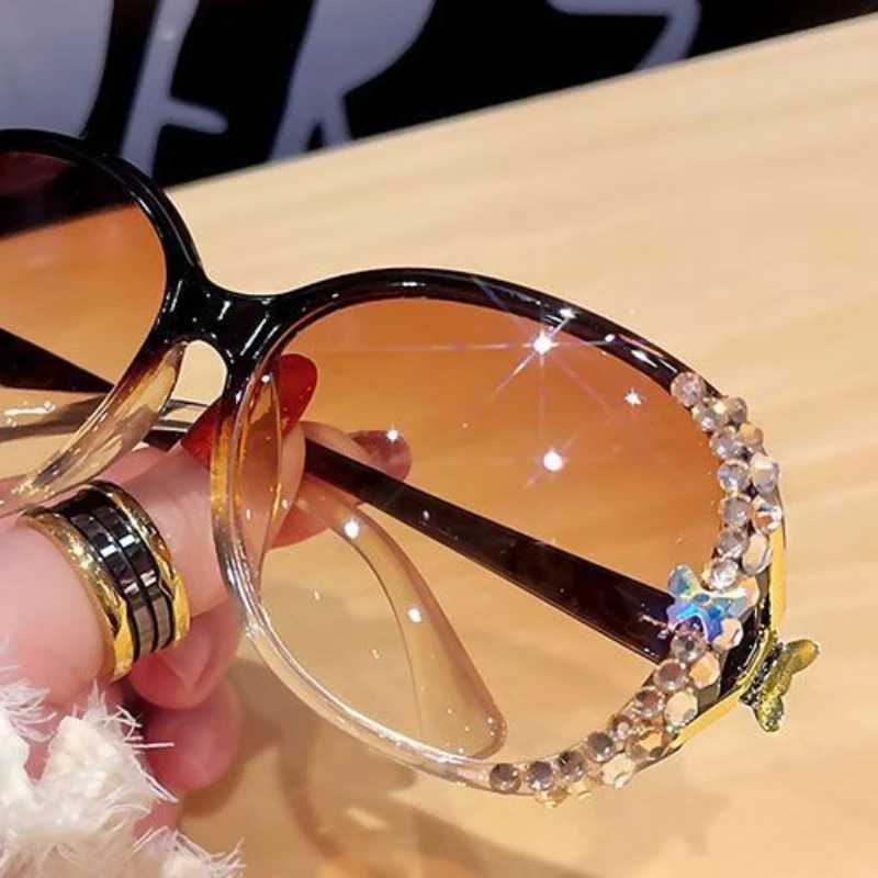 New Fashion Brand Sunglasses 2025 Women Luxury Design Sun Glasses Bling Rhinestone Gradient Lens Eyeglasses for Female UV400 Z250527