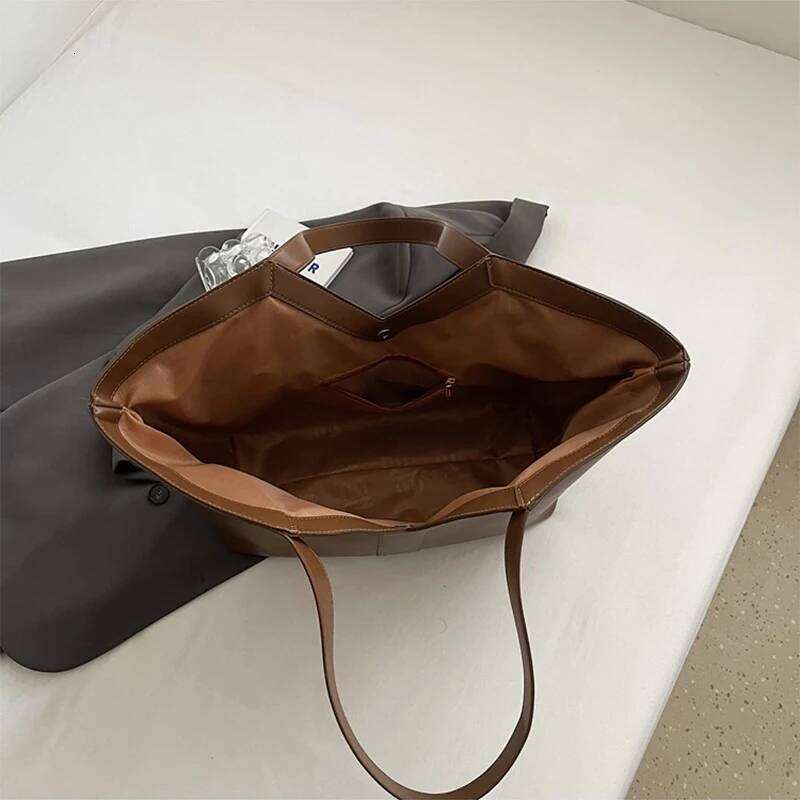 Women's Bags Designer Women's Retro Leather Tote Famous Brands Casual Totes Large Capacity Noir Shoulder Armpit Bag High Quality