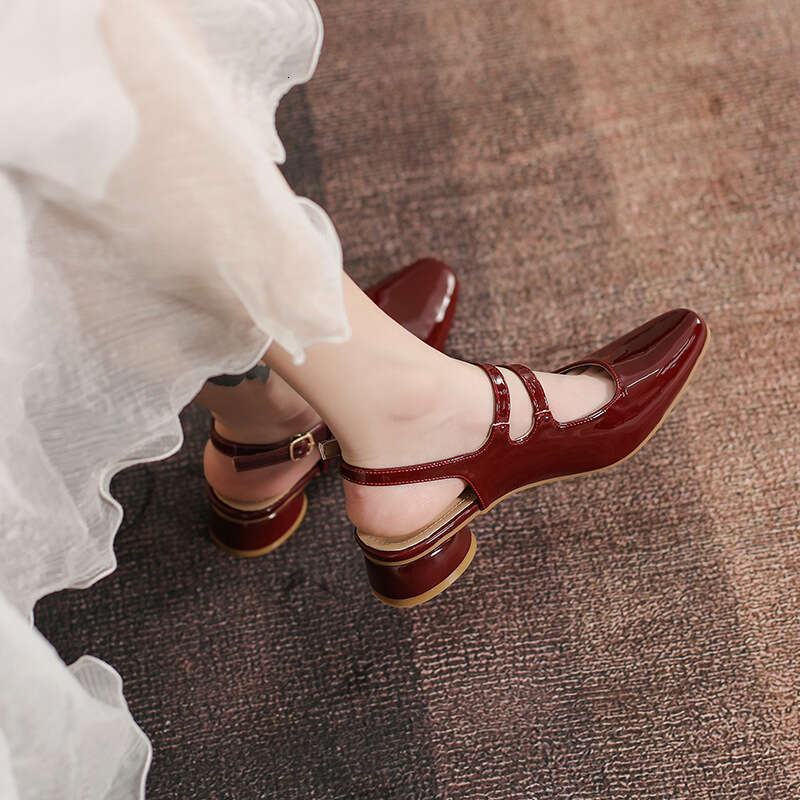 Red Mary Jane Sandals for Women, Square Toe, Chunky Mid Heel, One-Strap Patent Leather, French Style, Summer Edition
