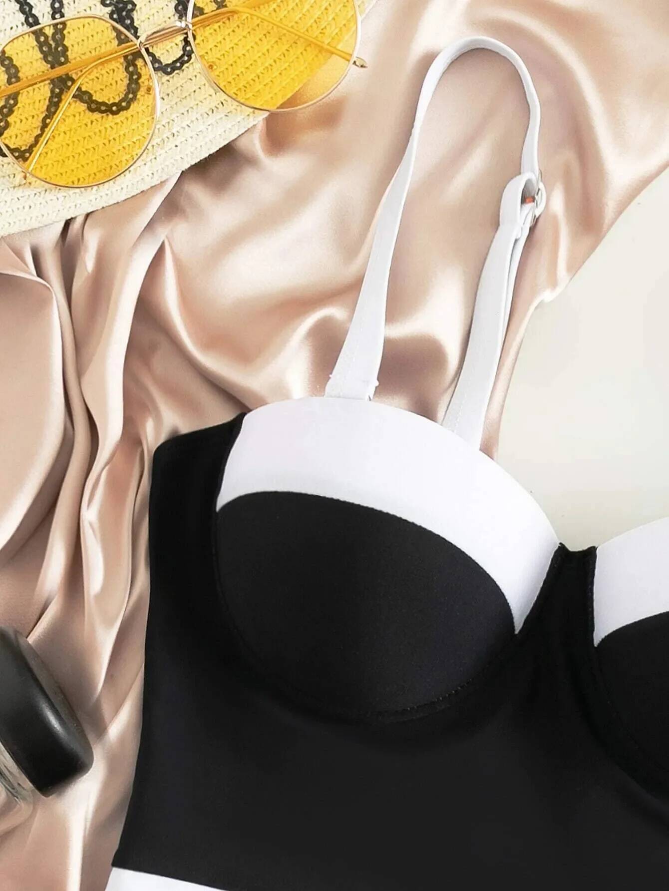 Sexy Push Up One Piece Swimsuit Colorblock Swimwear Women Underwire Bodysuit Female Bathing New Swimming Suit