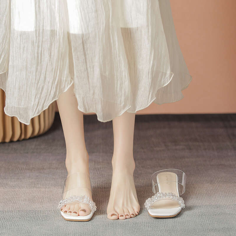 Transparent Sandals High Heels 2025 Summer New Mid-Heel Fashion Crystal Chunky Heel Outdoor Rhinestone Slippers for Women