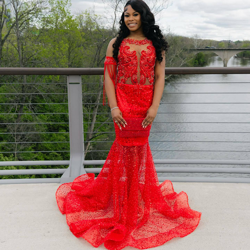 Sparkly Red Prom Dresses Luxury 2025 Rhinestone Crystal Mermaid Party Gowns Black Girls Formal Occasion Evening Dress