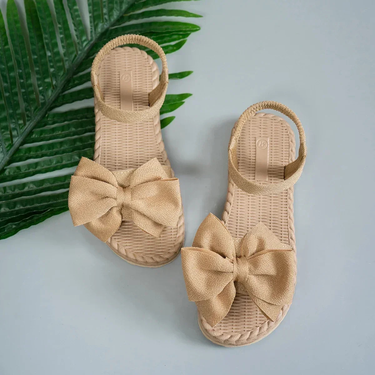 Women Anti-slip Trend Sandals 2025 Summer Lightweight Sandals Fashion Beach Casual Slippers Outdoor Bow Tie Flat Shoes Home 250519