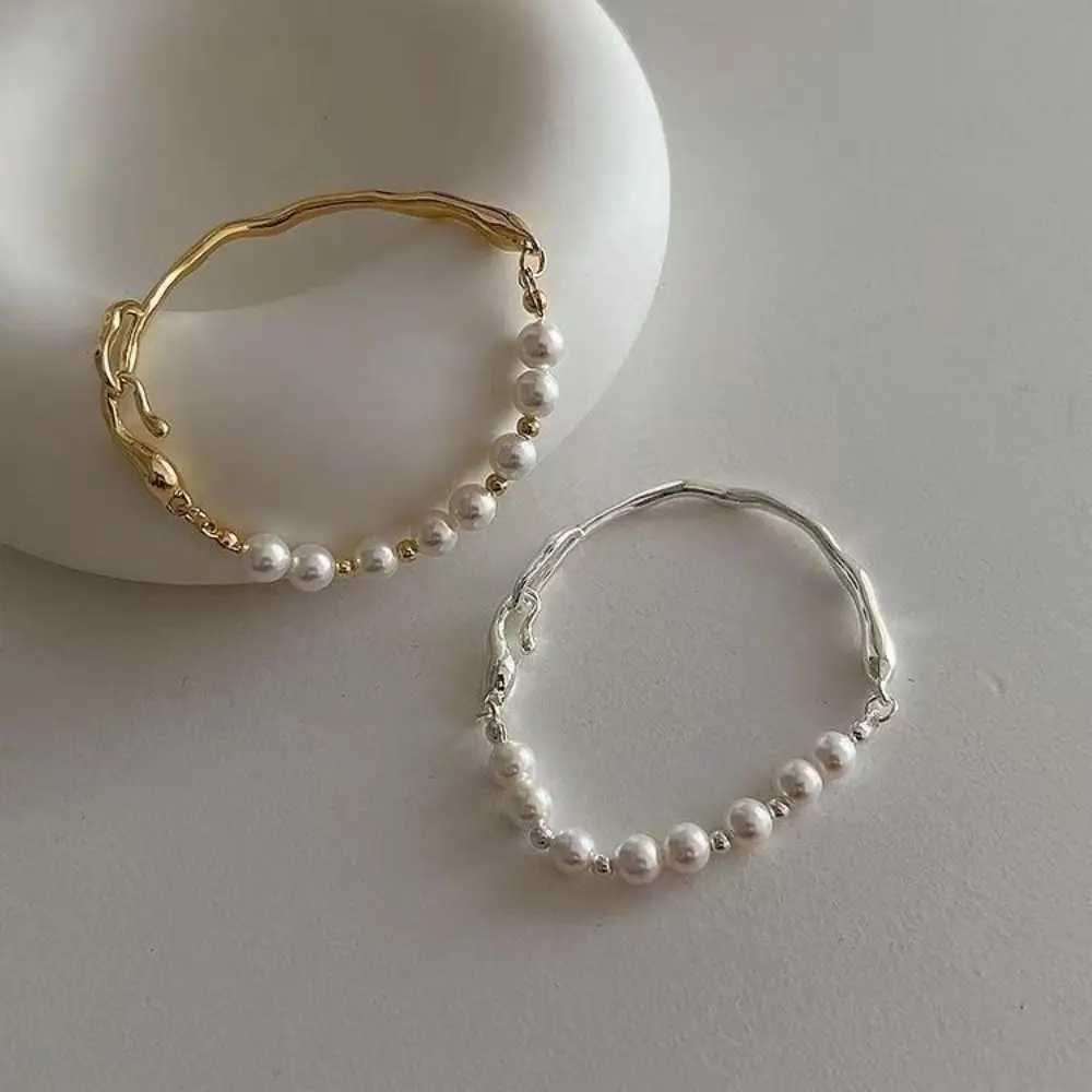 1 PC Baroque Pearl Bracelet Korean Style Irregular Metal Hand Ring Women Bracelet W250526