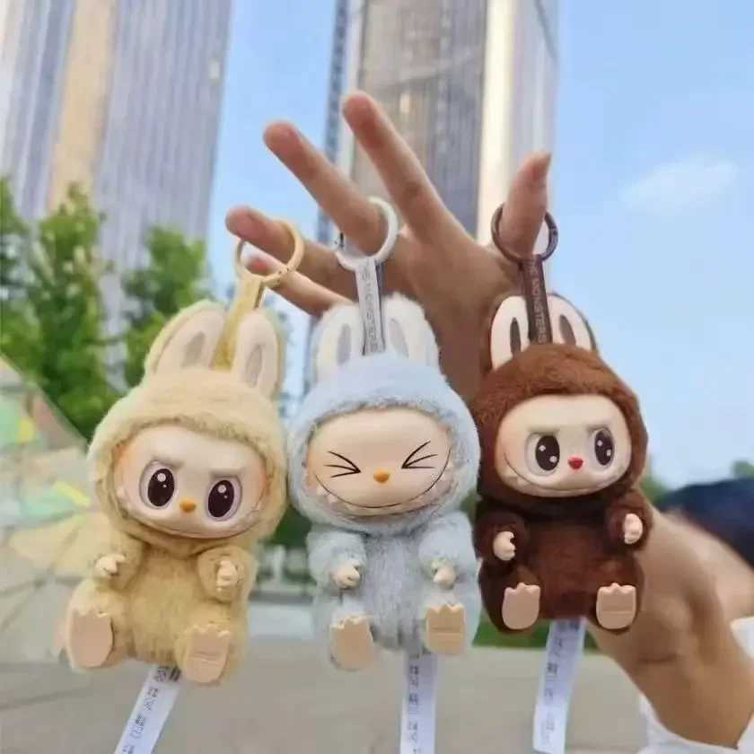 2025 Latest popular item Labubu Vinyl Doll Keychain Blind Box Toys M250526