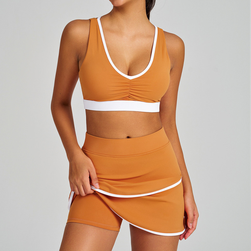 Color Block Wrinkled Yoga Outfit Set Tennis Skirt Tank Top Shockproof Quick-Dry Shorts Sports Bra for Women