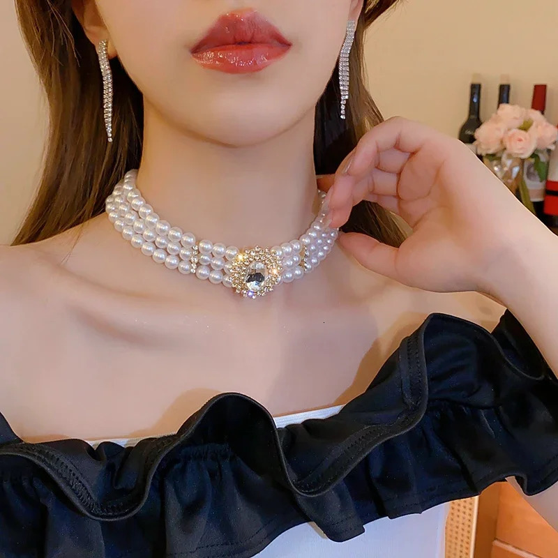 Crystal Rhinestone Oval Multi Layered Beaded Pearl Chokers Necklaces for Women Charms Temperament Elegant Necklace Jewelry 250522