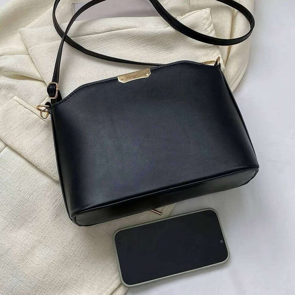 Minimalist Crossbody Stylish Metal Decor Bucket Simple Shoulder Bag for Women Bag, Retro Shell Handbags Purses