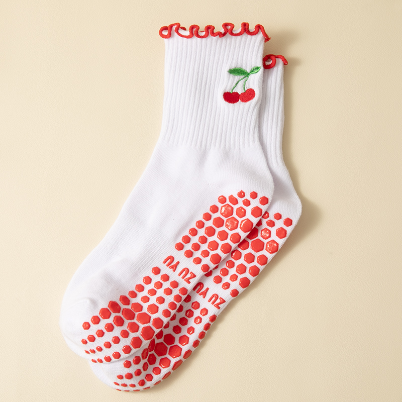 women's mid-calf socks are soft, comfortable and breathable without strangulation, suitable for fitness, dance, yoga, Pilates, running, etc.