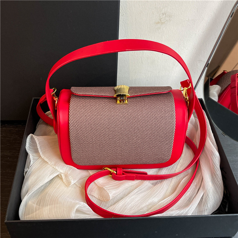 High quality brand new free designer bag 2025 new Korean version small square bag niche design armpit handbag armpit bag new free designer bag