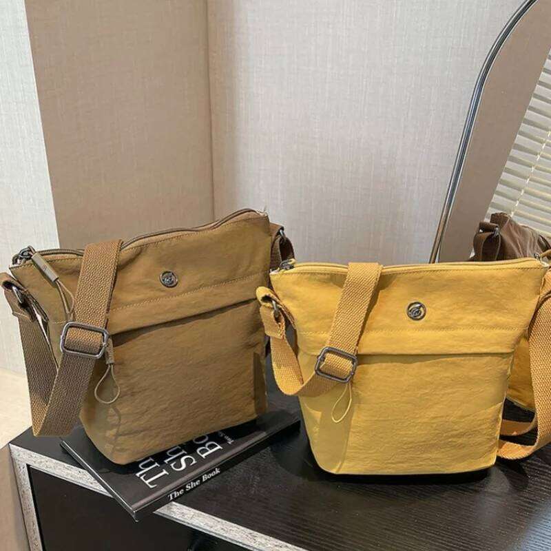 High Quality Simple Ultra-Light Crossbody Senior Sense Of Niche Fashion Hundred Nylon Cloth Bucket Shoulder Women's Bag