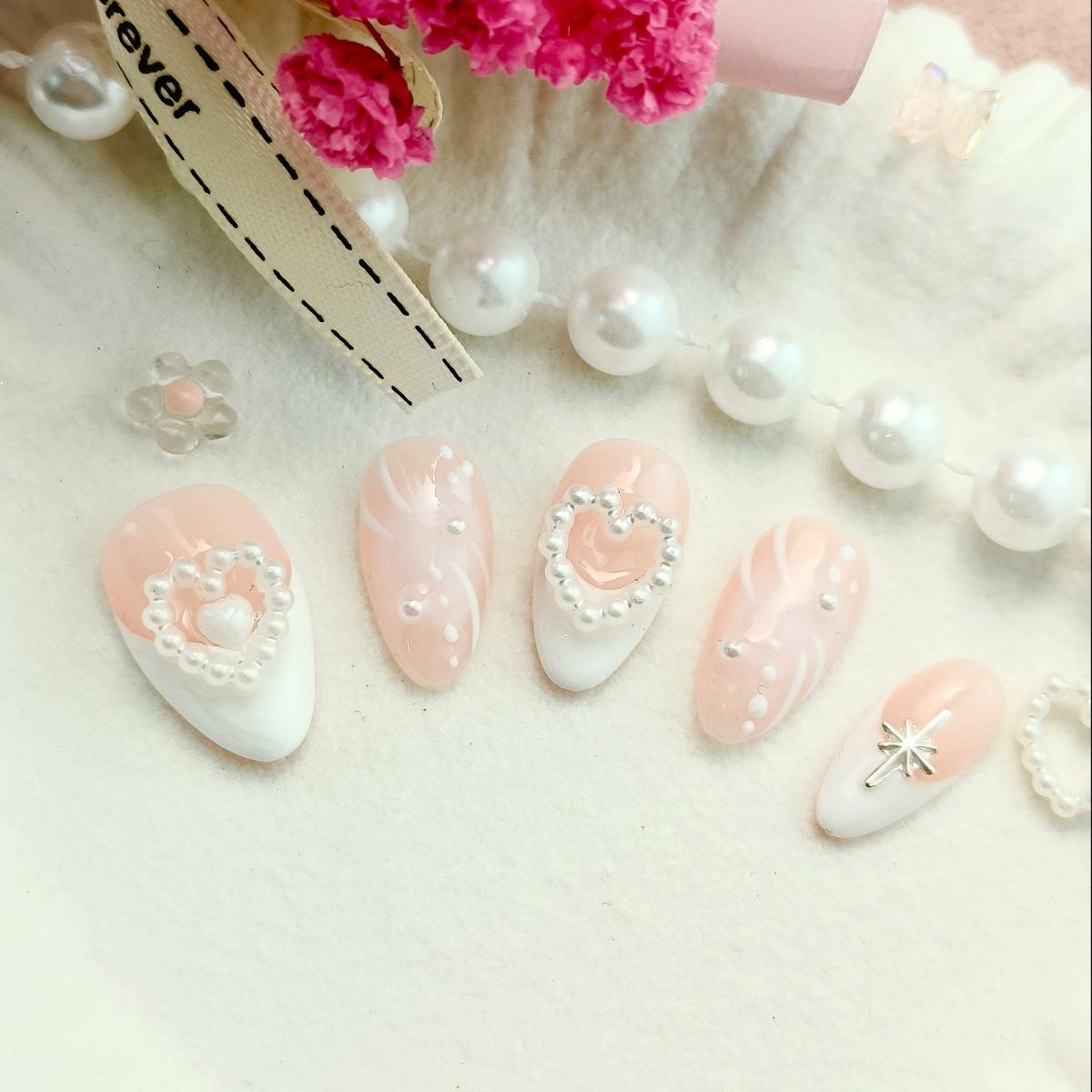 10pcs Sweet French Tips Handmade Press-on nail Short Almond Nails 3D Love Hand drawn Fake nails Bundle Sweet Pearl Star Finished nail stickers Reusabl