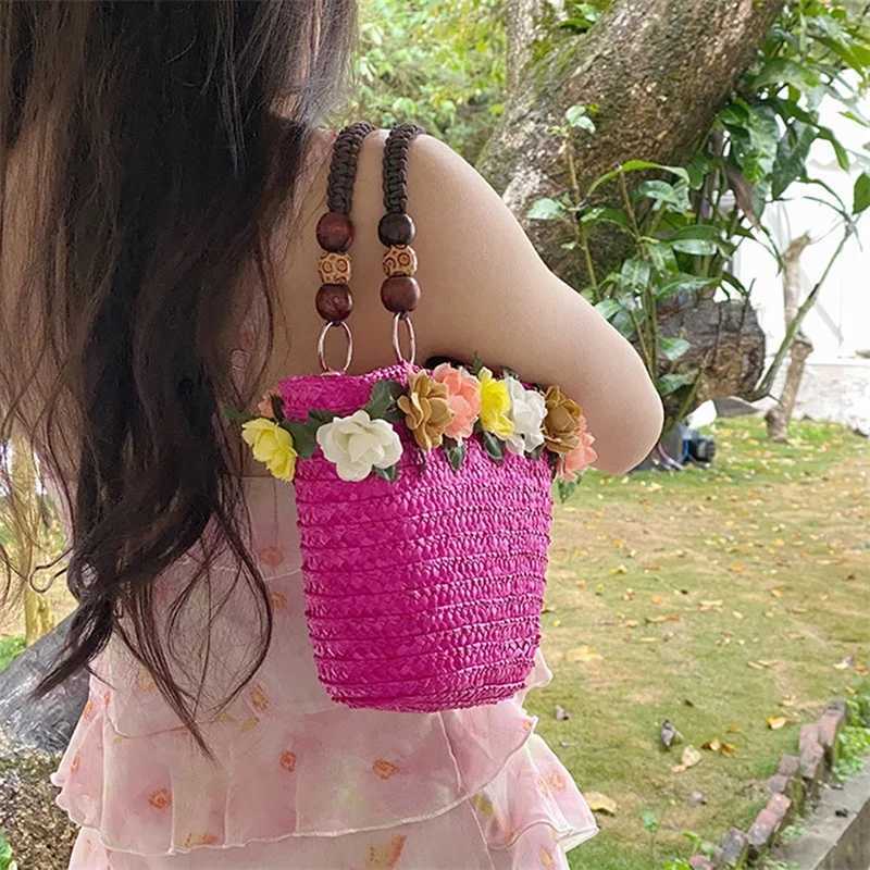 Women Summer Small Tote Purse 3D Flower Woven Handbag Straw Beach Bag Clutch Purse W250527