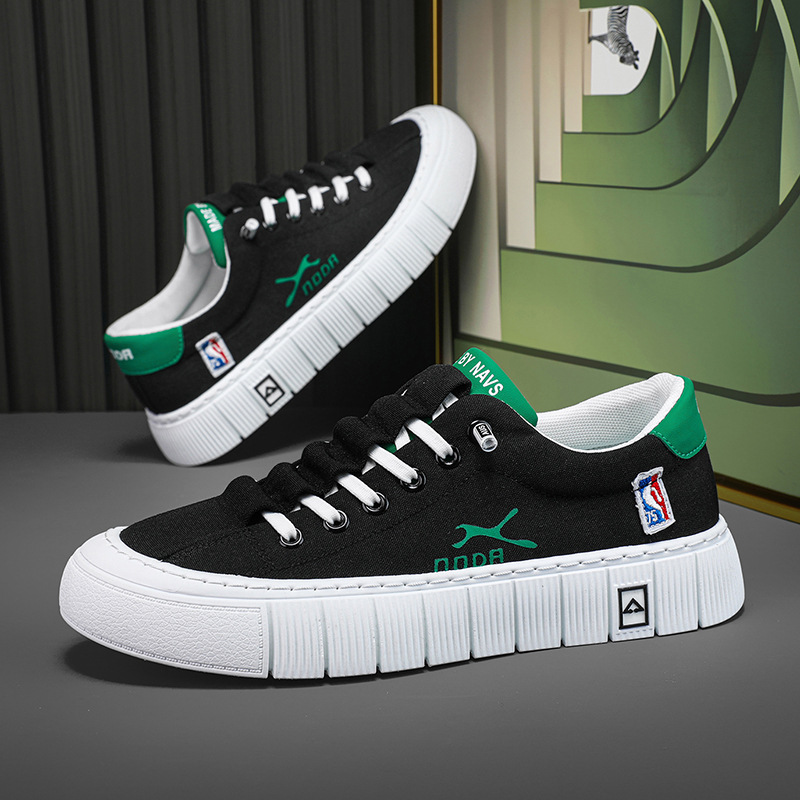 Mens Best Selling Chunky Sole Canvas Shoes 2025 New Design Low Cut Comfortable Sneakers Multiple Colors Available
