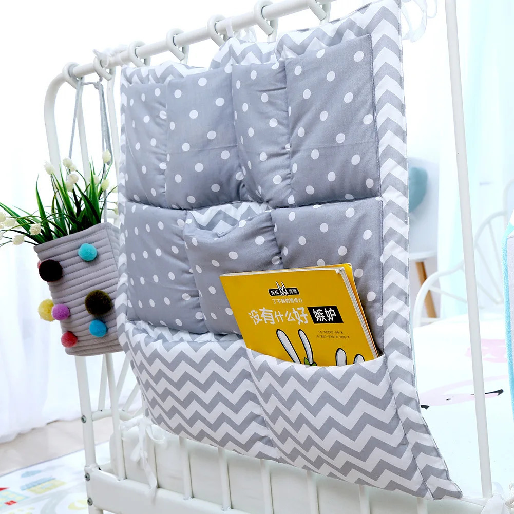 Cartoon Rooms Nursery Hanging Storage Bag Baby Cot Bed Crib Organizer Toy Diaper Pocket for born Bedding Set 5060cm 250517z