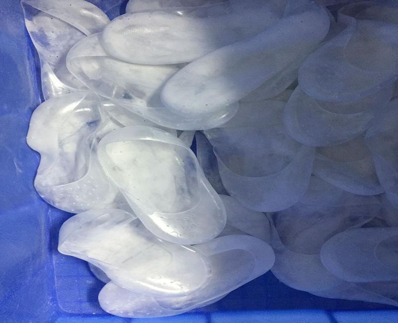 Soft Silicone Gel Moisturizing SPA Exfoliating Sock Pads for Woman Heel Dry Hard Cracked Skin Provide moisturizer