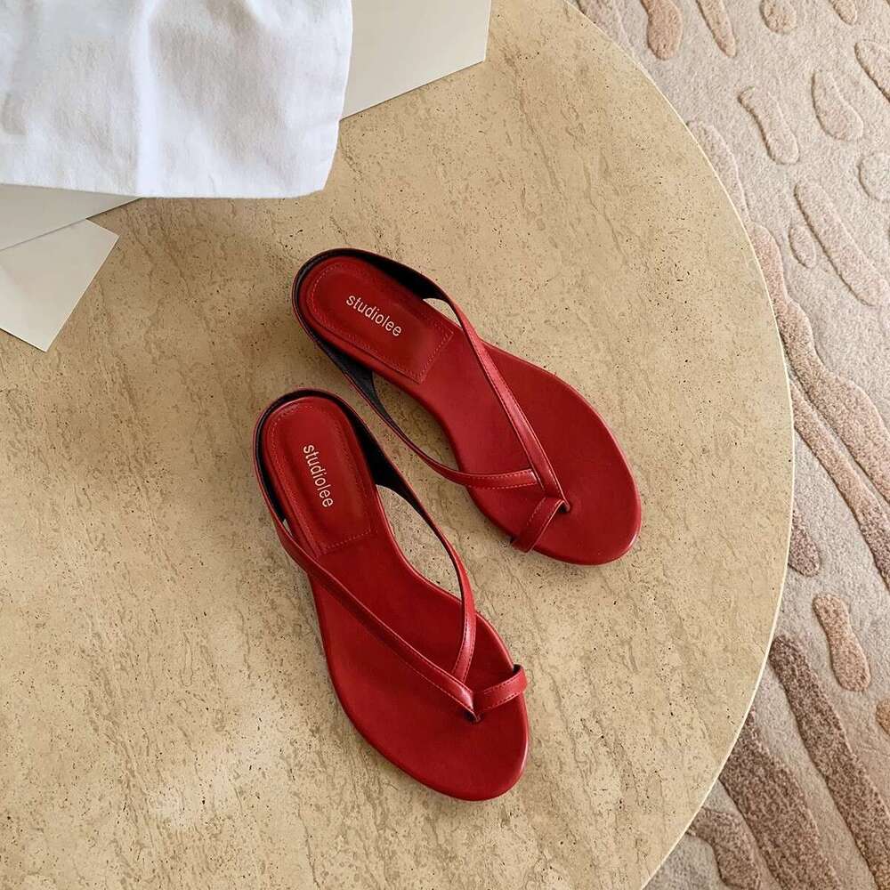 Grape Mom Studiolee New Minimalist Thin Strap Pointed Round Open Toe Chunky Heel Versatile Outdoor Summer Sandals for Women