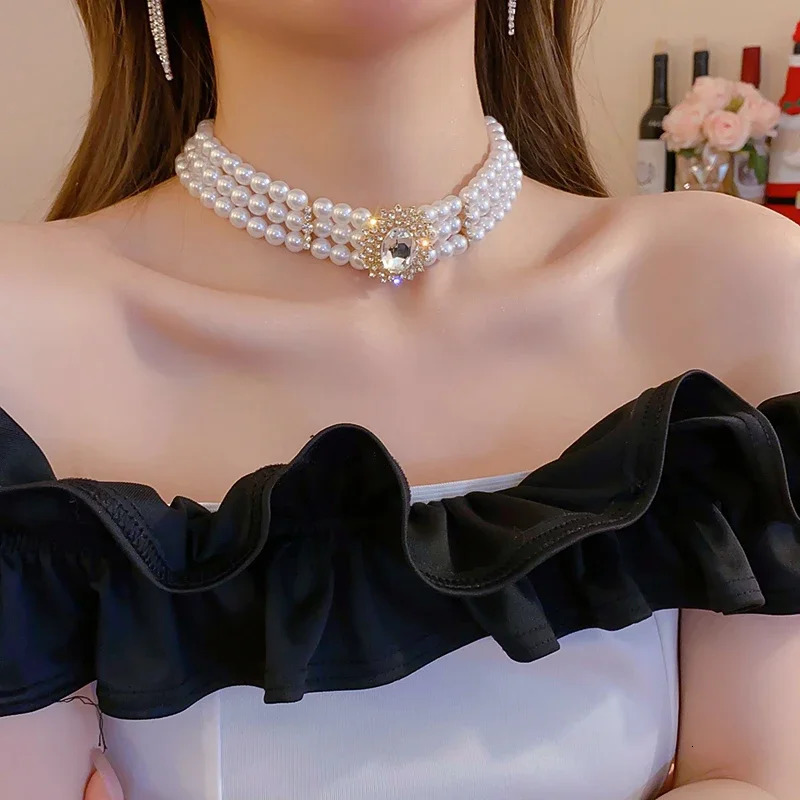 Crystal Rhinestone Oval Multi Layered Beaded Pearl Chokers Necklaces for Women Charms Temperament Elegant Necklace Jewelry 250522
