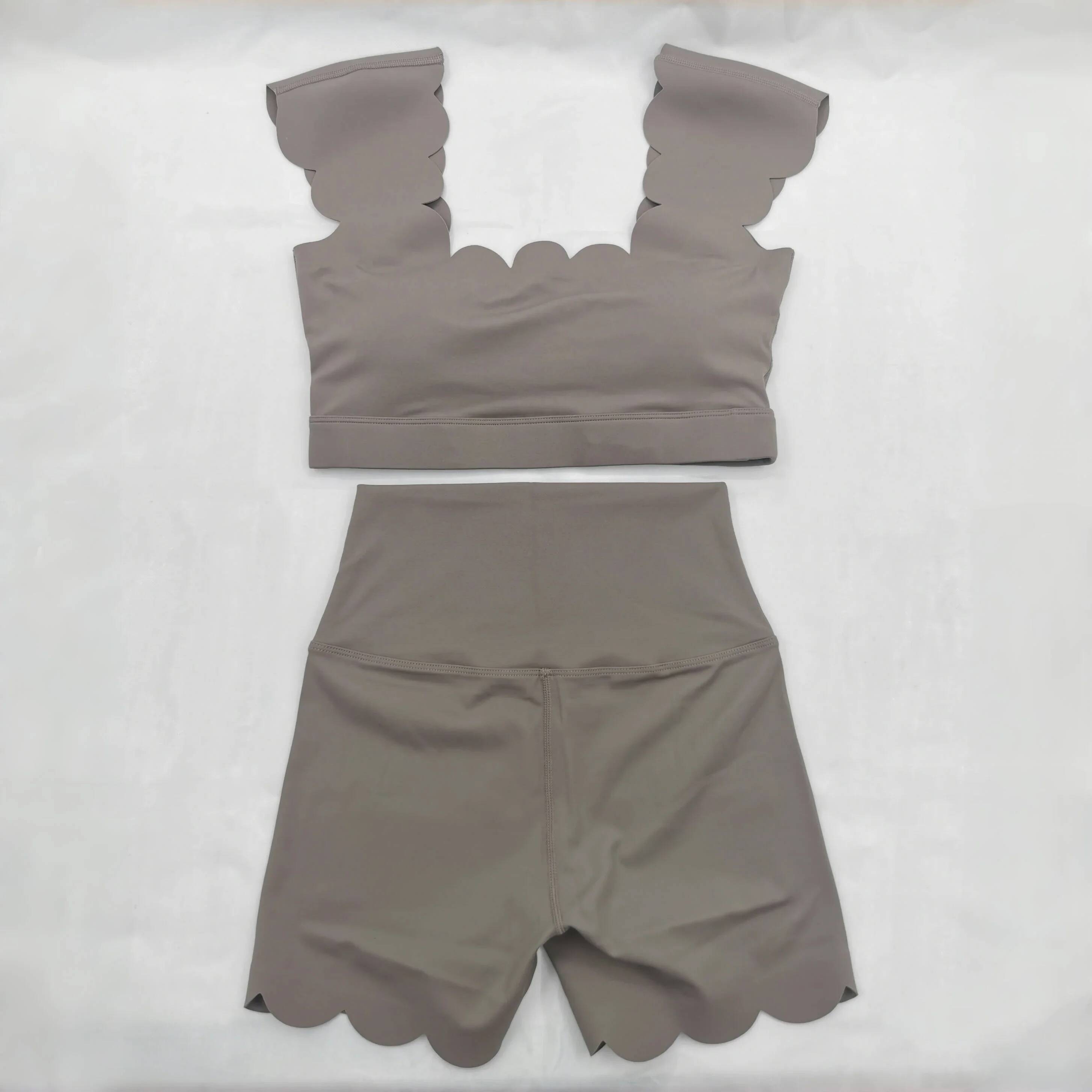 2 PCS Workout Sets Womens Fashion Nylon Set Sports Short Sleeve with Chest Pad Quick Dry Fiess Yoga Shorts Gym Wear