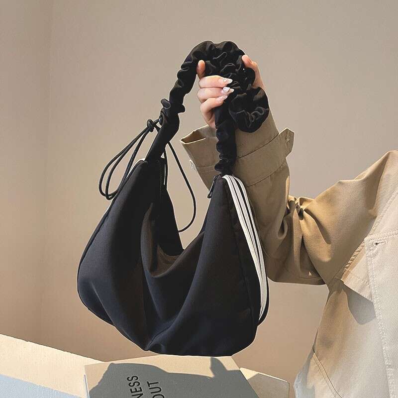 Fashion Pleated Cloud for Women, Crossbody Trendy Versatile Shoulder Bag, Large Capacity, Simple Lightweight Storage Casual Bag