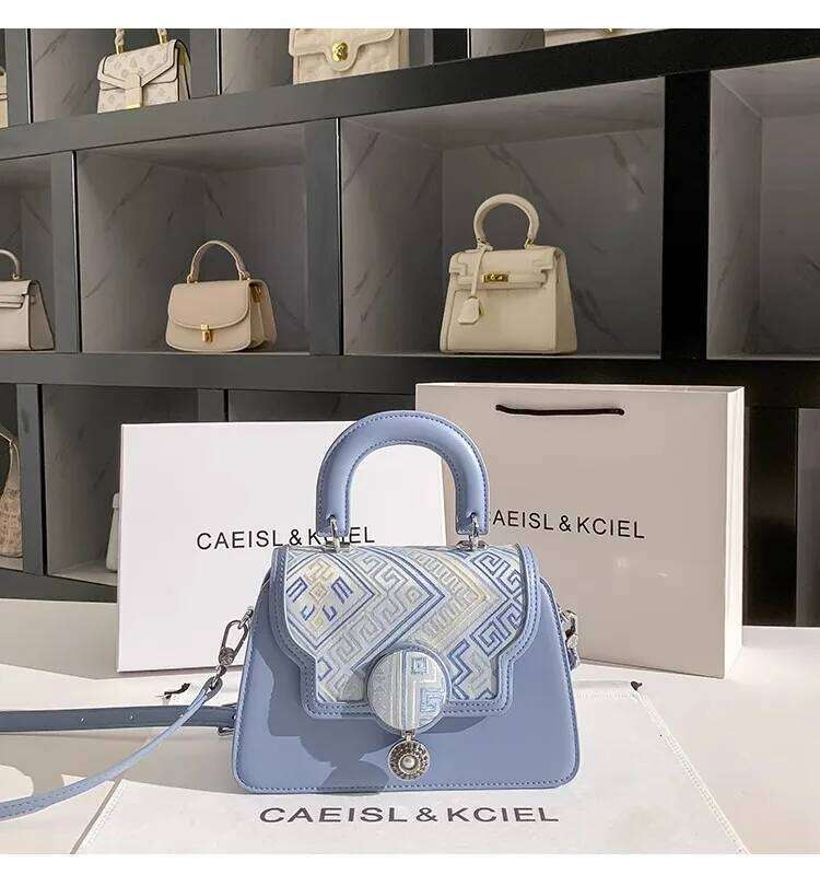 Blue Color Fashion Embroidery Square High Quality Textured Leather Clutch Purse Women Handbag Shoulder Crossbody Bag