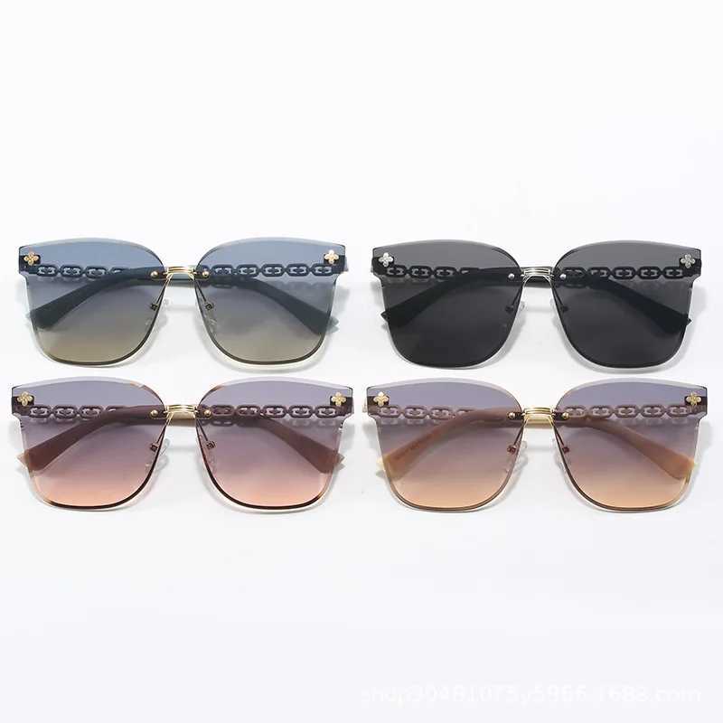 2025 New RimlESS Metal Sunglasses Womens Oversized UV400 Protective Glasses TikTok Viral AccESSories for Summer Travel Z250527