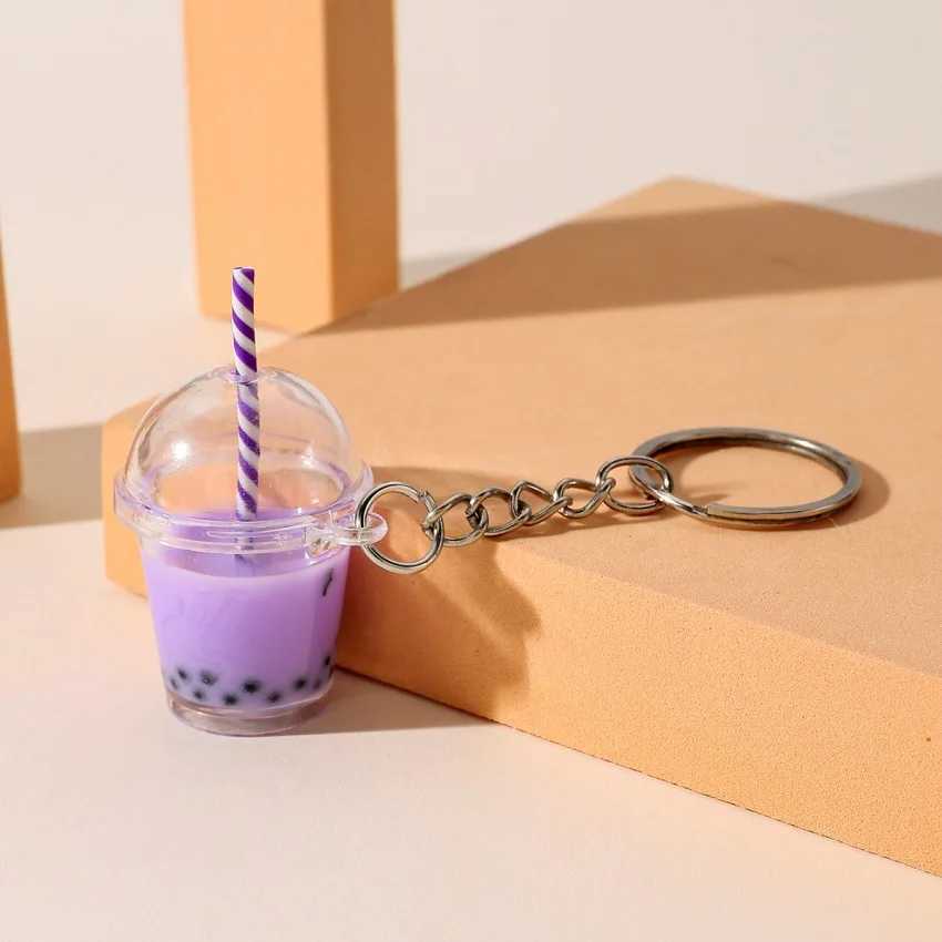 Milk Tea Keychain Liquid Model Coffee Cup Cartoon Yeni Simlasyon Yiyecek Oyuncak anta Sarkt Araba Anahtar Zinciri En yi Hediye Tak Toptan W250526
