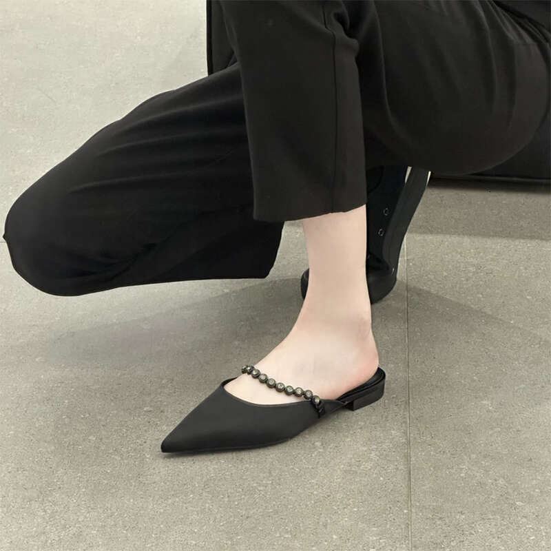 2024 Spring/Summer New Chain Pointed Flat Sandals for Women Outdoor Closed Toe Half Slippers Casual Mules