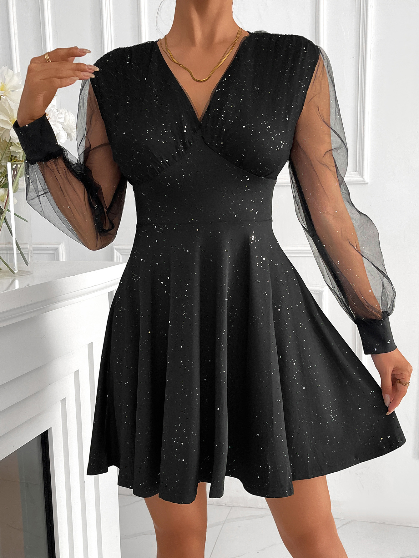 Dress female sexy slim fit mesh long sleeved sequined short skirt