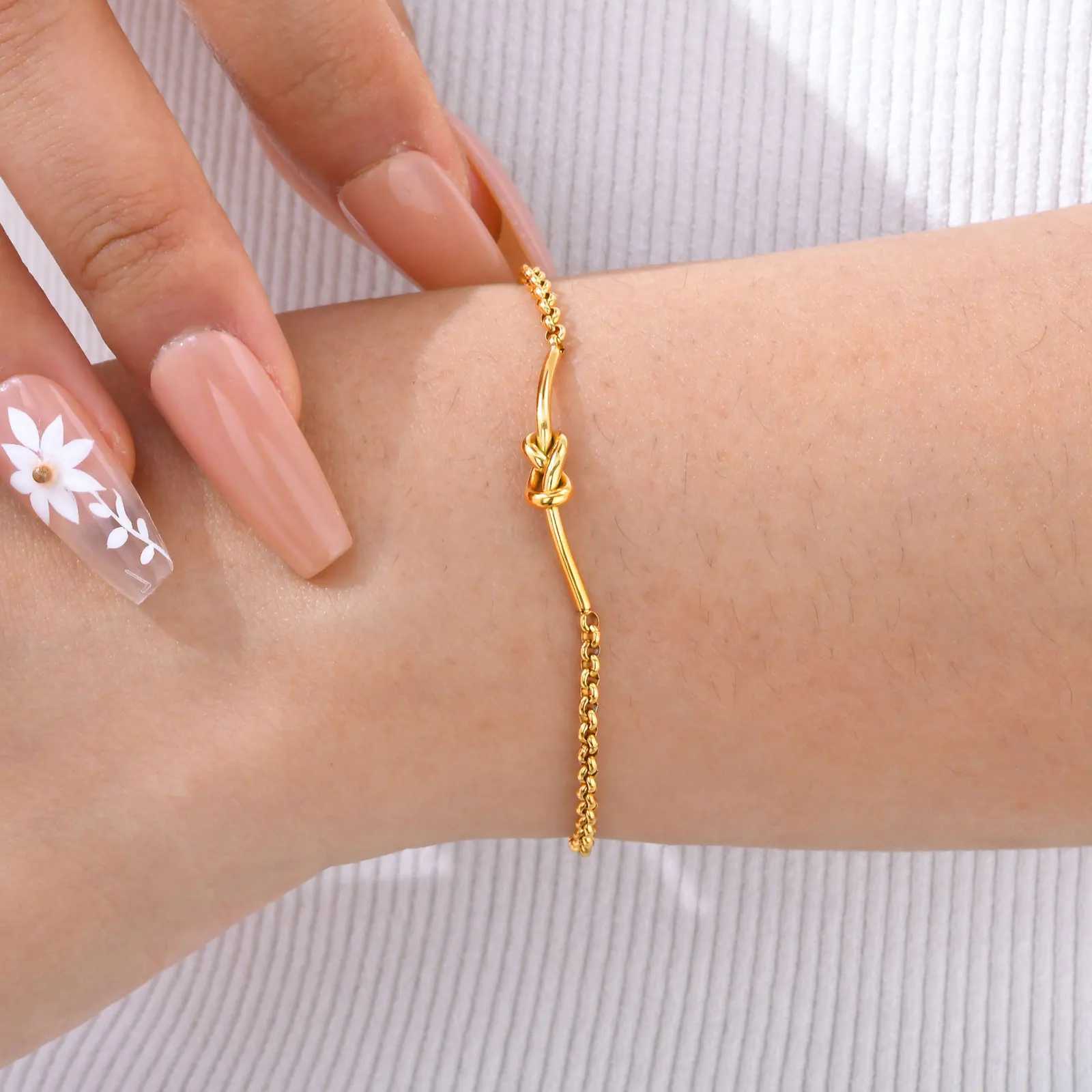 Minimalist Knot Link Chain Bracelet for Women Gold Color Stainless Steel Bracelets New Trendy Waterproof Jewelry Gift W250526