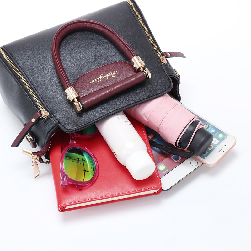 Top quality Brand High Quality Style Women's Bag 2025 Fashion Color Block Handbag Style Large Capacity Shoulder Crossbody Bag Free Delivery Desig