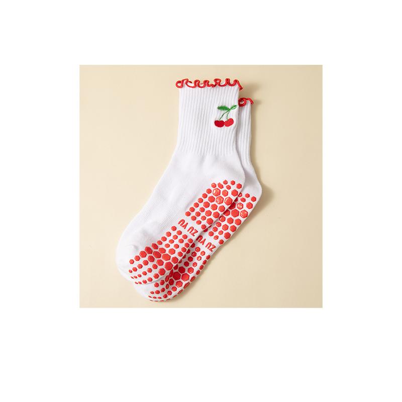 women's mid-calf socks are soft, comfortable and breathable without strangulation, suitable for fitness, dance, yoga, Pilates, running, etc.