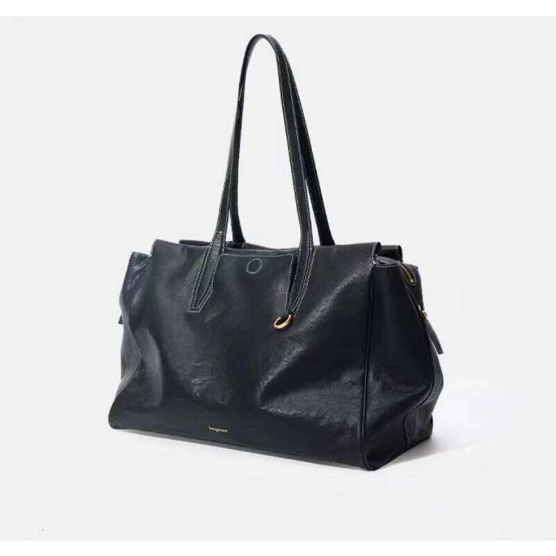 Free Shopping New Large Capacity Travel Shoulder Bag, Vegetable Tanned Cowhide Briefcase