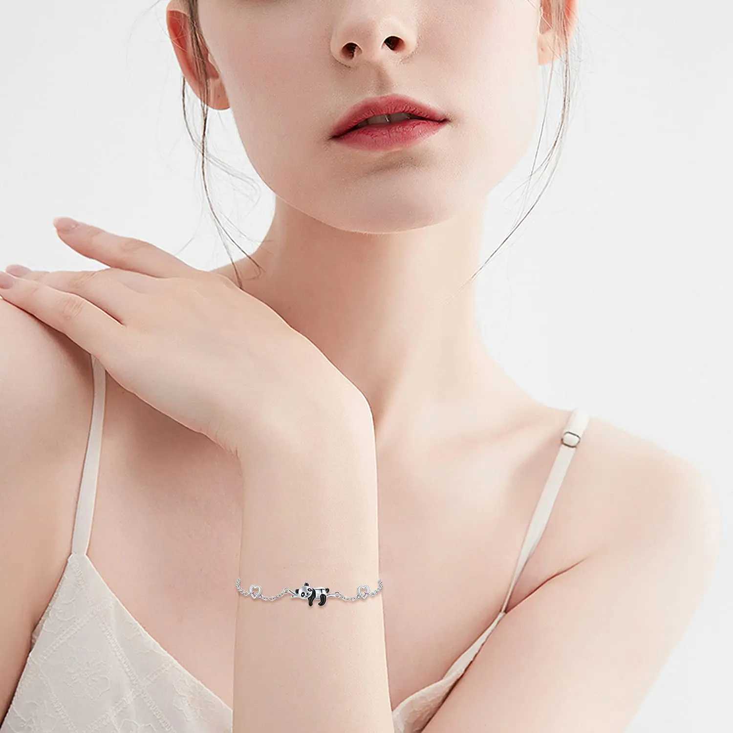 Harong New Panda Bracelet High Quality Cute Animal Jewelry for Woman Girl Gift for Birthday Christmas Animal DIY Lover Gifts W250526