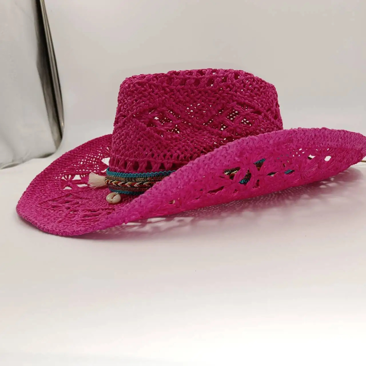 cowboy hat Grass Handwoven Hollow Cowboy Straw Hat Rhinestone Chain Cowboy Hat for Woman Outdoor Vacation Beach Sun Hat for man 250526