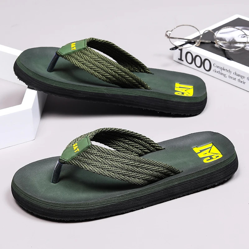 Flip-flops summer mens outdoor casual beach shoes breathable lightweight soft-soled slippers non-slip wear-resistant sandals 250526
