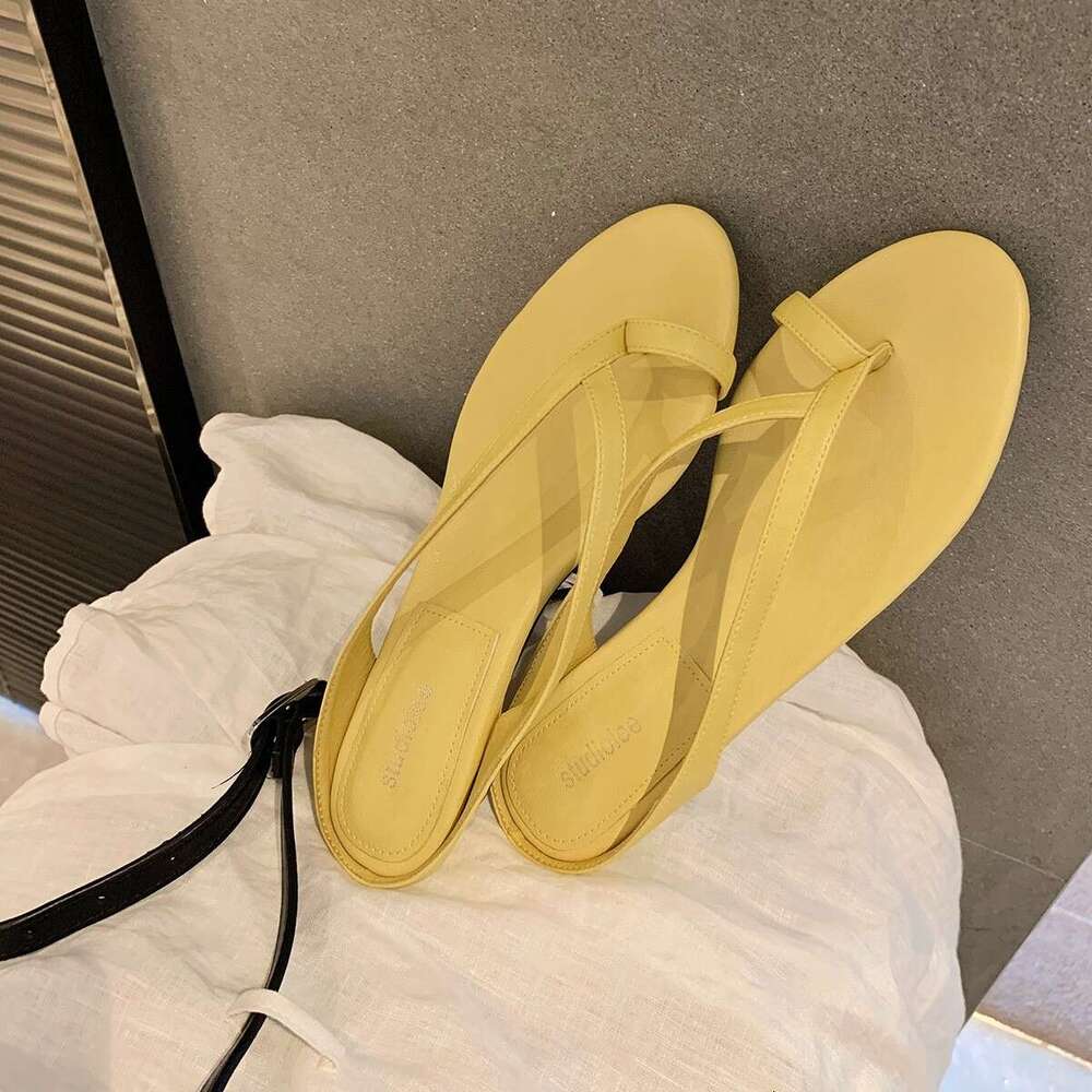 Grape Mom Studiolee New Minimalist Thin Strap Pointed Round Open Toe Chunky Heel Versatile Outdoor Summer Sandals for Women