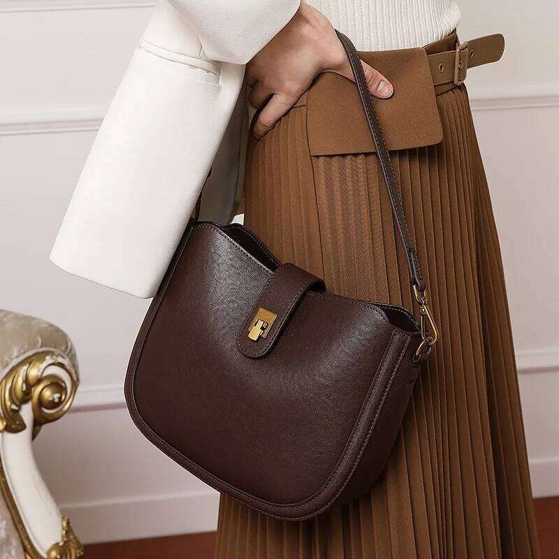Free Shopping Cowhide New Trend Fashionable Saddle Retro Shell Versatile High-End Single Shoulder Crossbody Bag