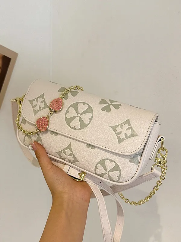 Shoulder Bag Crossbody Purse Designer 2025 printed crossbody women's fashion all-match commuter shoulder bag white pink black free shipping