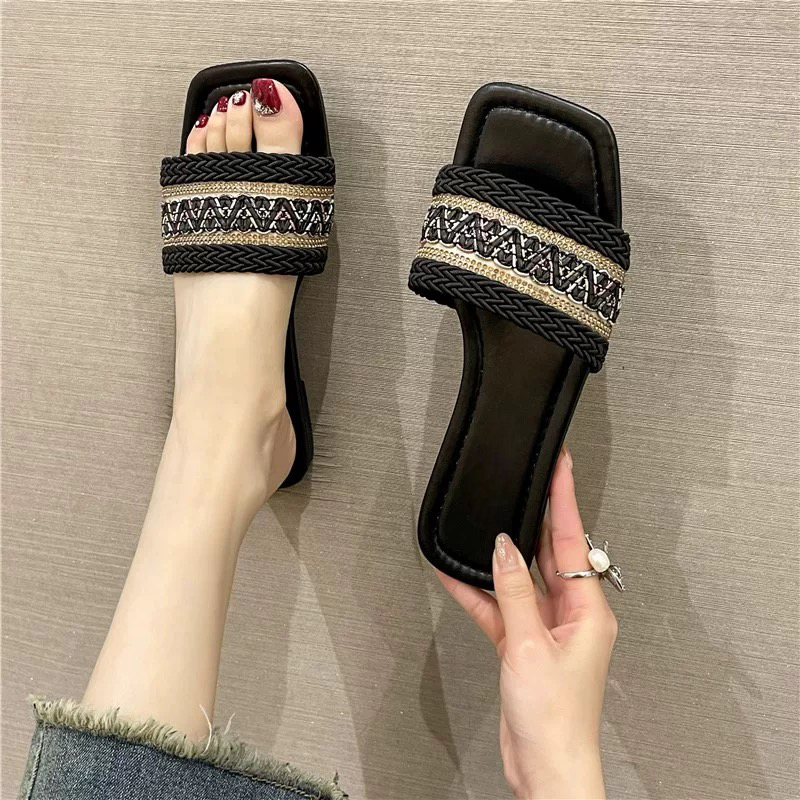 29 options Premium Quality Women's Embroidered Leather Slippers Slides Fashion Sandals