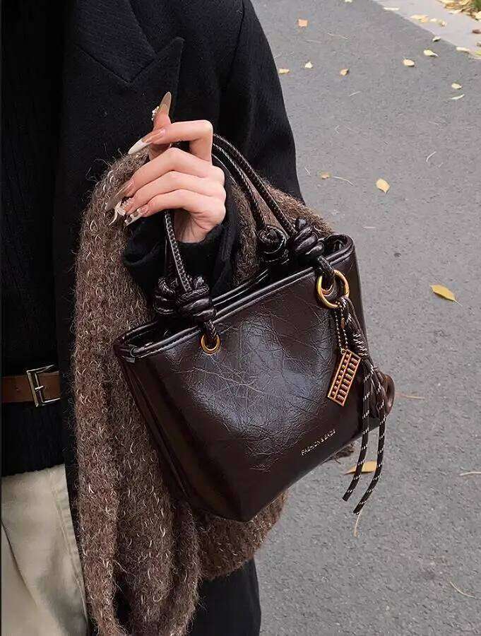 Fashion Top-handle For Women Red Handbag Brand Designer Shoulder Crossbody Bags With Pendant Bucket Totes Bolsas
