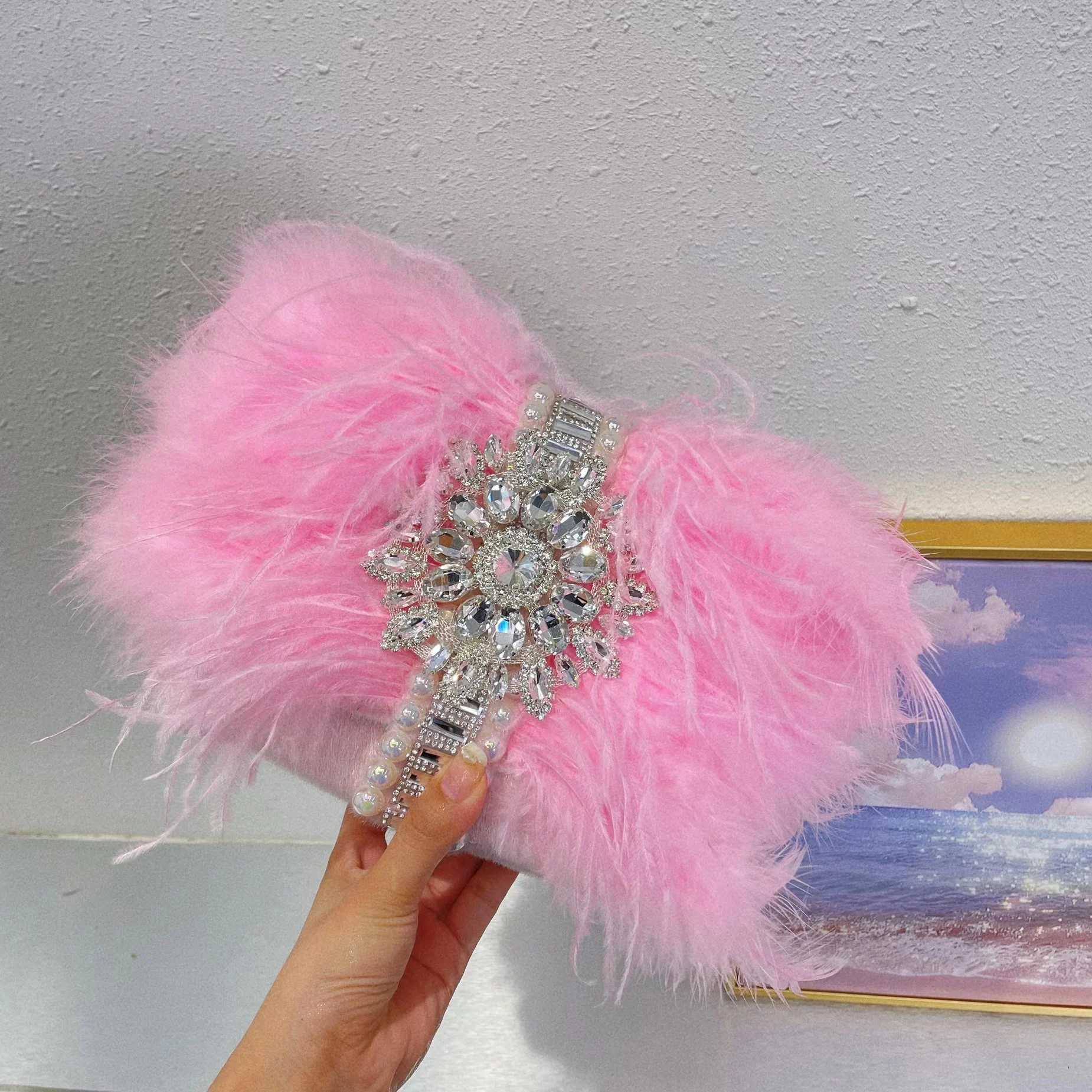 Luxury Feathers Handbags Designer Rhinestone Evening Bags for Women Diamond Shoulder Crossbody Bag Pearl Faux Fur Wedding Purses W250527
