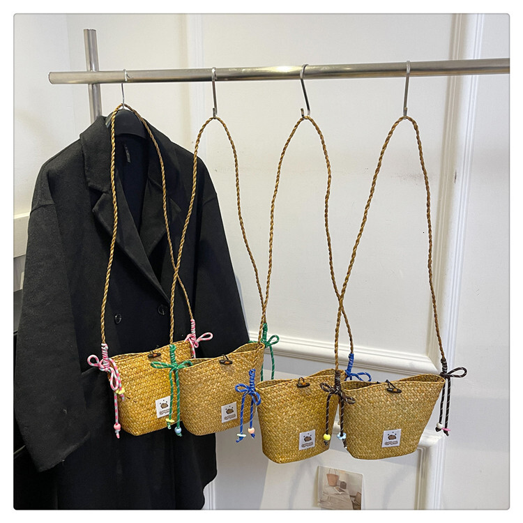 trend New Grass Weaving Lazy Leisure Fashion leisure Versatile Designer Women s Single Shoulder Crossbody Bag Beach Vacation Weaving Bag