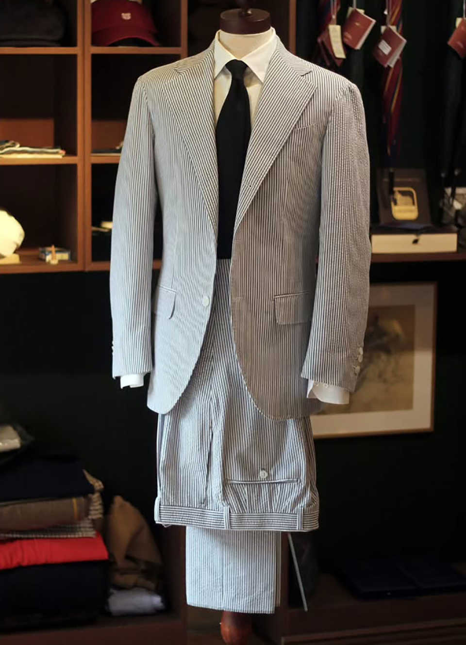 Mens Wedding Tuxedos With Peaked Lapel Two Buttons Pinstripe Jacket Pants Casual Tuxedo Plus Size Formal Occasion Customized