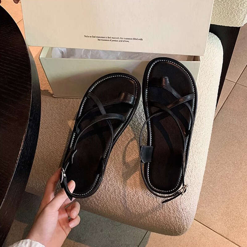Grape Mom Summer New Fashion Cross Buckle Strap Toe Soft Niche Roman Style Vacation Thick Sole Sandals for Women