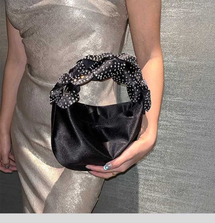Fashion Velvet Women Evening Bags Flowers Diamonds Metal Luxury Handbags With Luxury Purse Clutch 2025 New Party Wedding Totes W250527