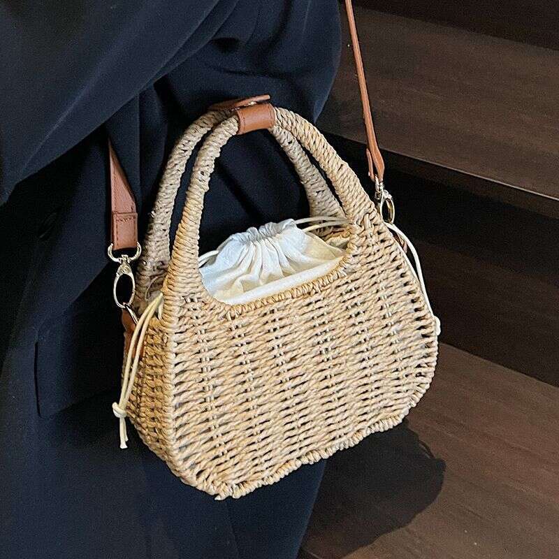 Handwoven straw bag 2025 New Beach Vacation Straw Pastoral Style Shoulder Woven Bag for Women