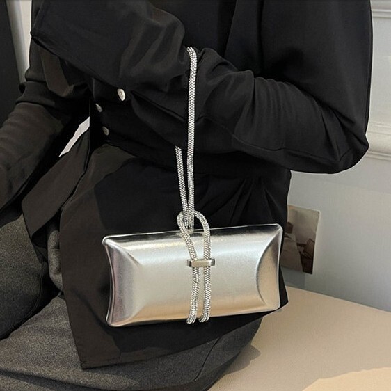 new women s handheld dress new full diamond chain designer leisure crossbody trend bag noble lightweight luxurious banquet bag