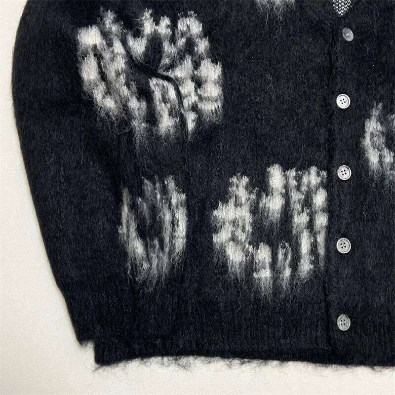 Fashionable And Casual Saint Mxxxxxx Cardigan Loose Fit Knitted Sweater Men
